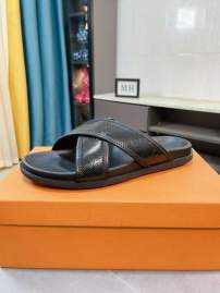 Picture of Louis Vuitton Slippers _SKULVsz38-44hnh0430976